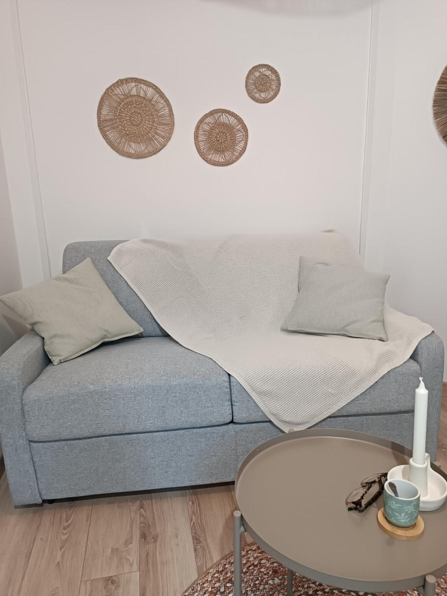 Studio Totalement Meuble Le Nordique Omecourt Eksteriør billede